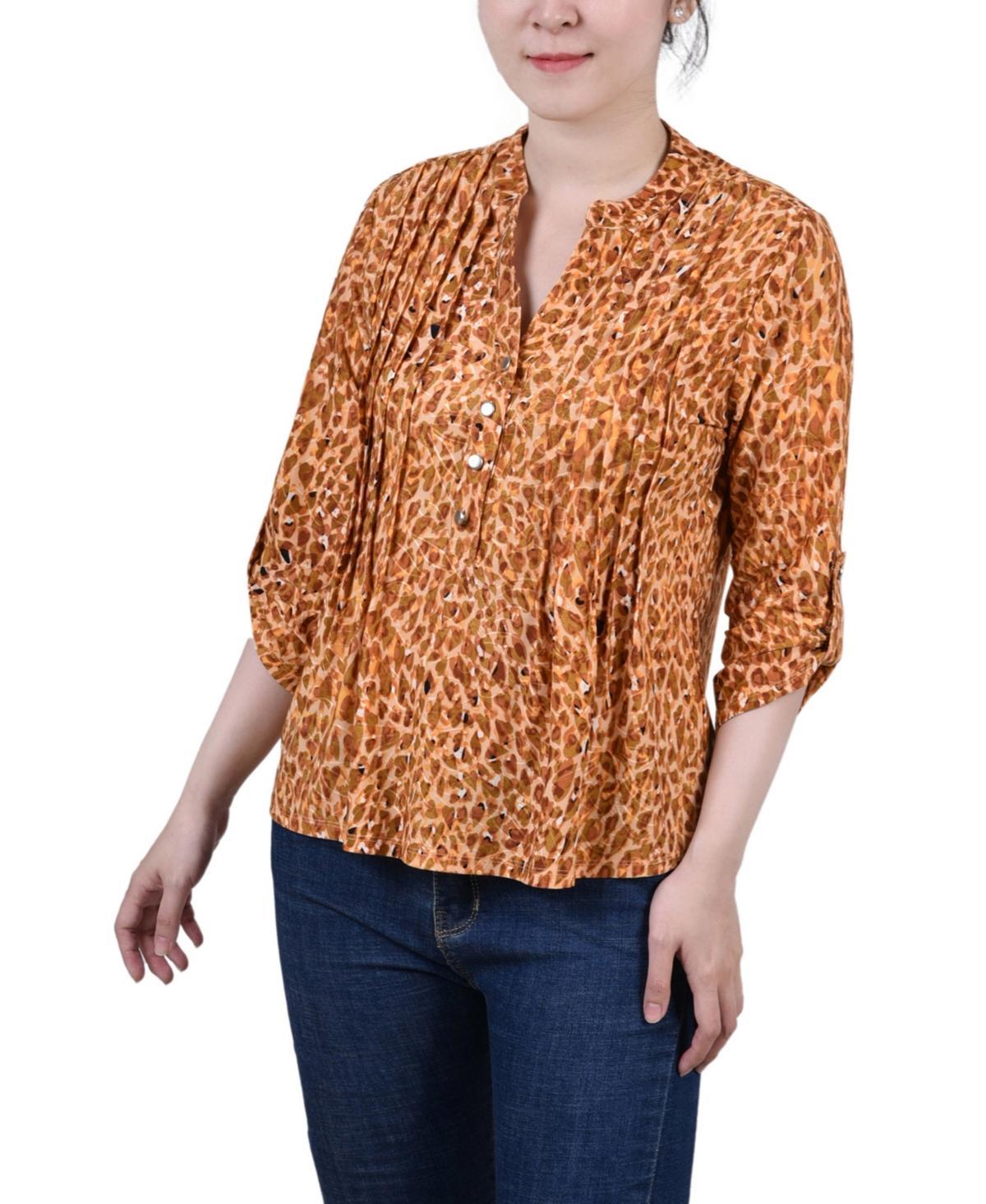 Womens 3/4 Roll Tab Sleeve Y-neck Top Product Image