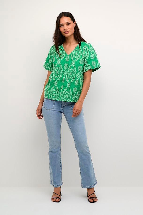 CUtia Blouse with embroidery Product Image