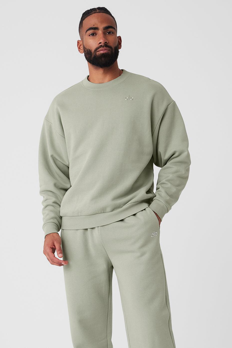 Accolade Crew Neck Pullover - Limestone Male Product Image