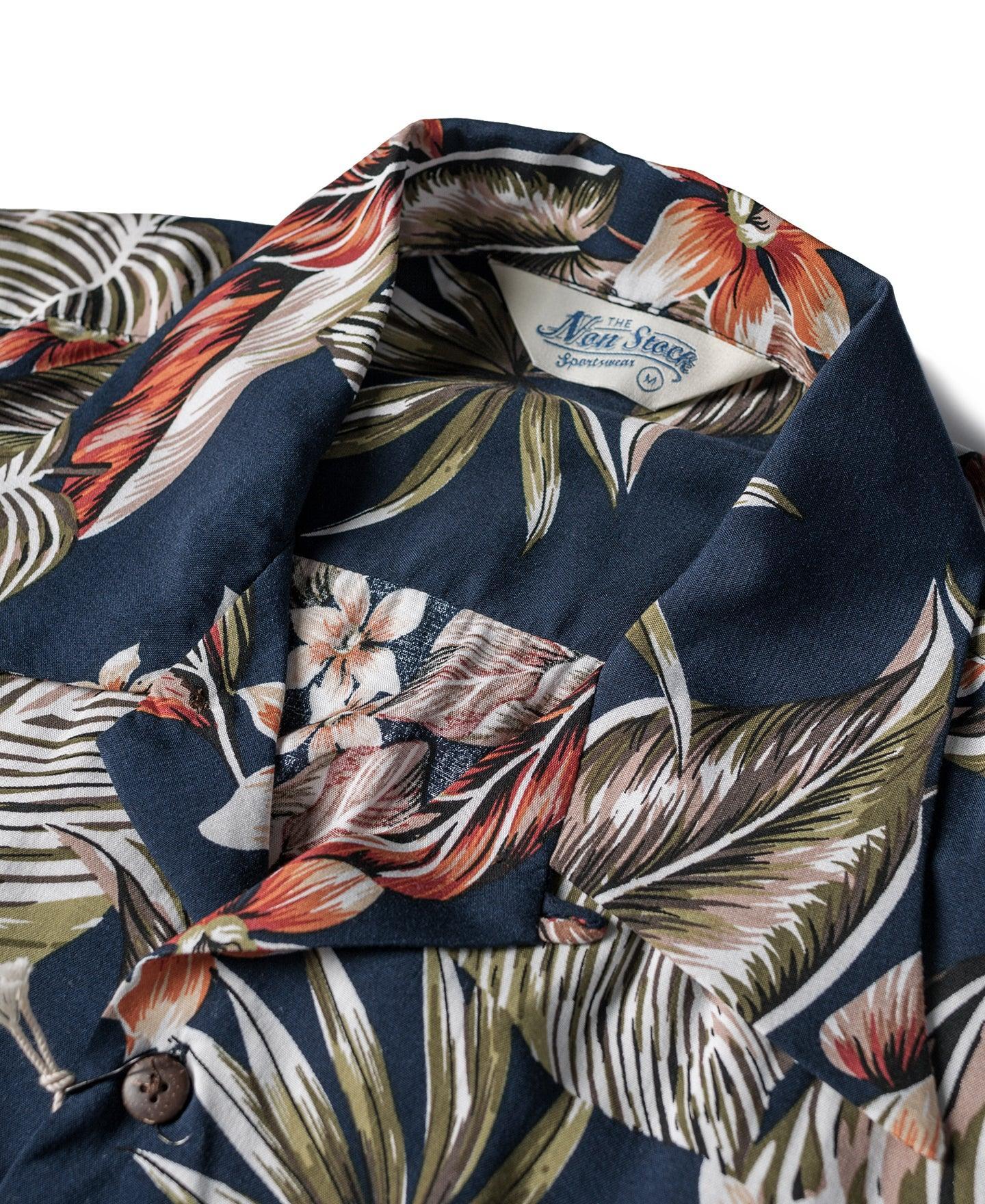 Plants & Flowers Pattern Aloha Shirt - Navy Product Image