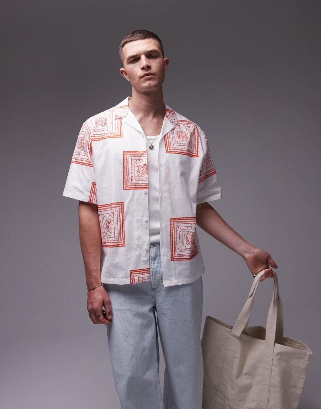 Topman short sleeve revere printed shirt in white Product Image