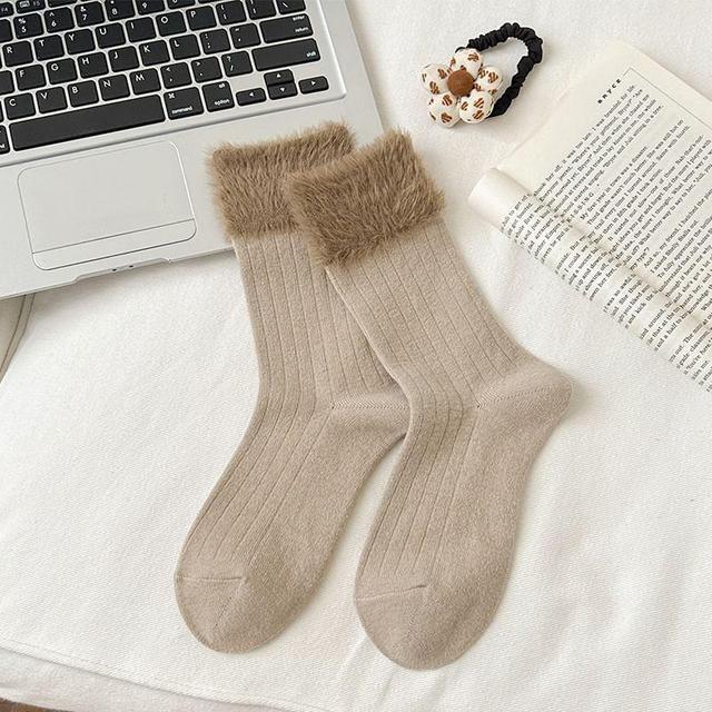 Two Tone Fluffy Panel Socks / Set Product Image