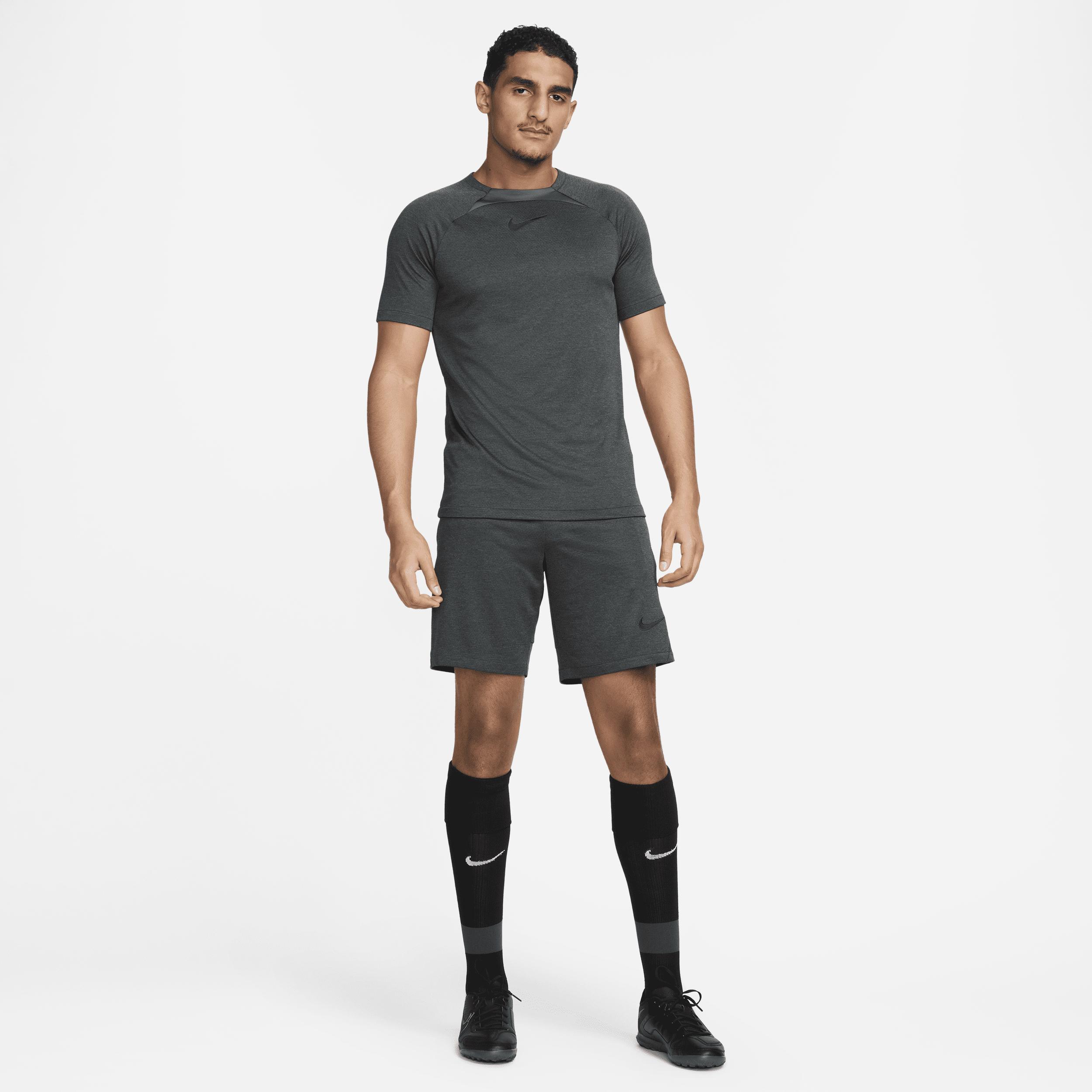 Nike Academy Men's Dri-FIT Soccer Shorts Product Image