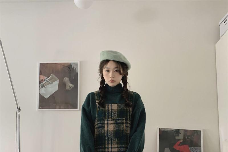 Turtleneck Plain Sweater / Sleeveless Plaid Midi Dress Product Image