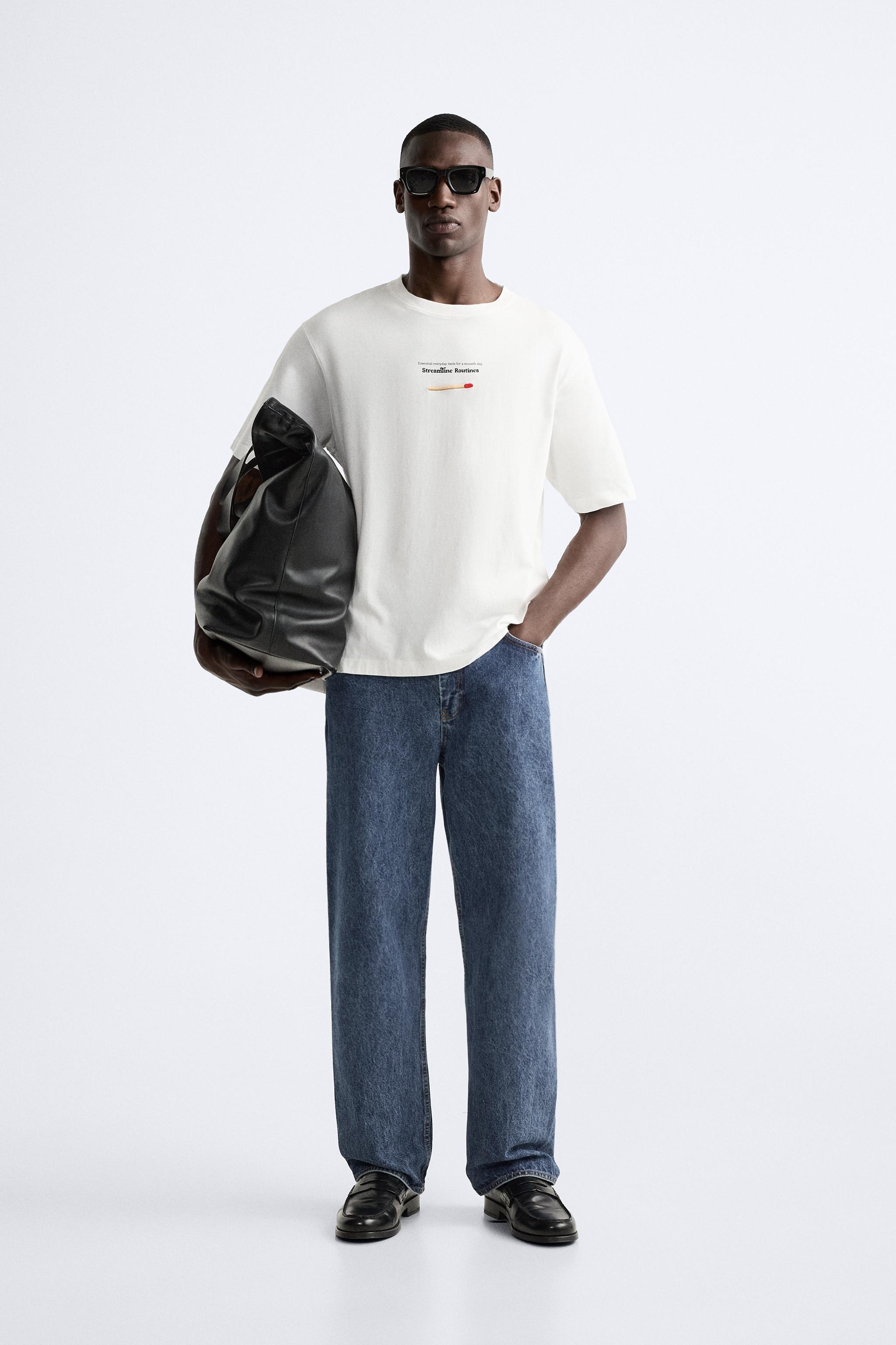 CONTRASTING PRINT T-SHIRT Product Image