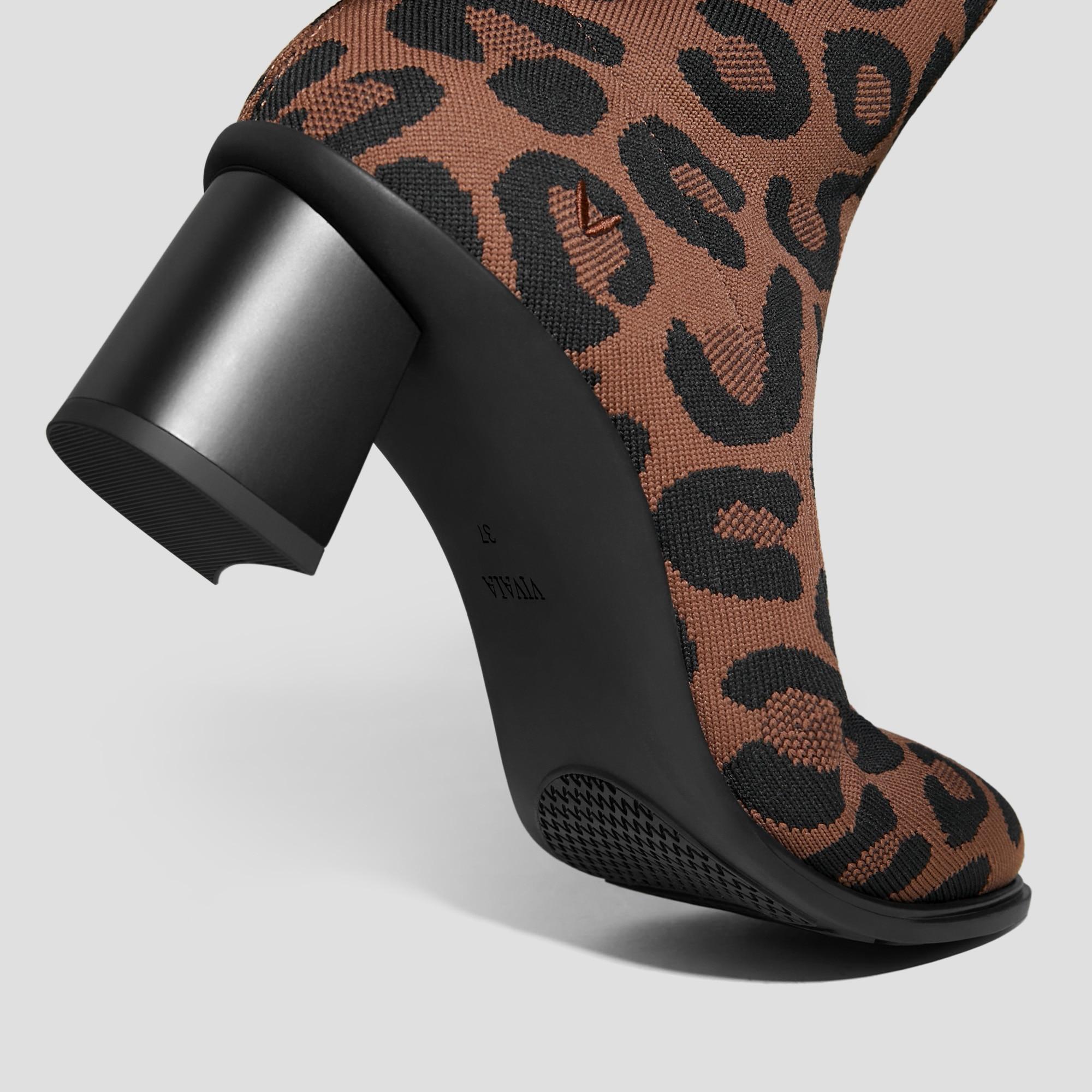 Almond-Toe Running Heel Boots (Amanda) Product Image