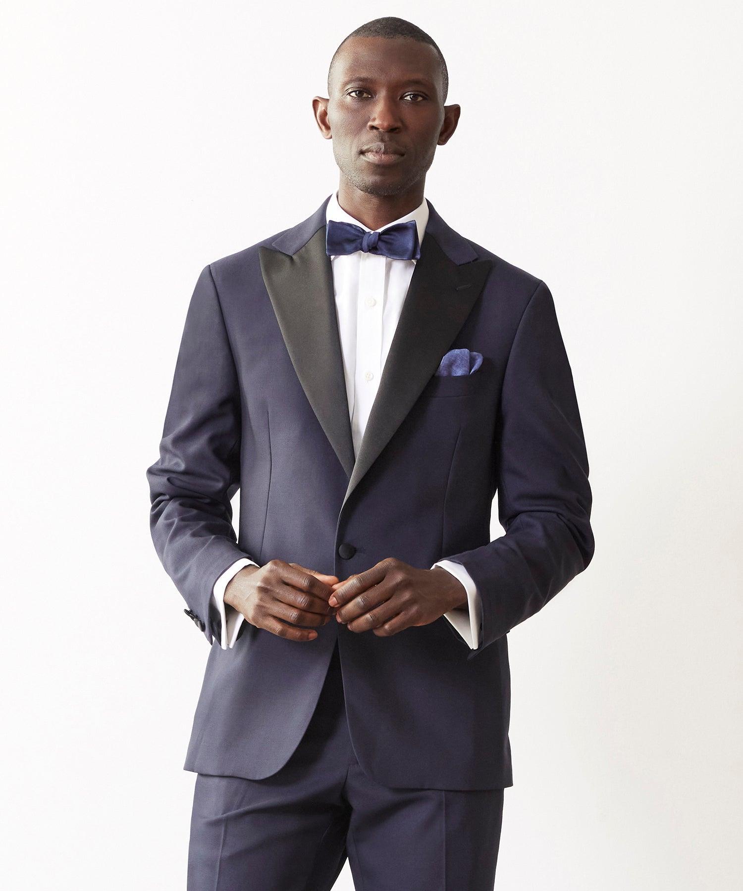 Italian Peak Lapel Tuxedo Jacket in Navy Product Image