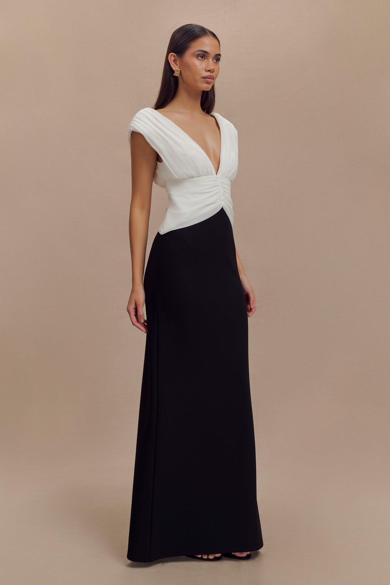 Monique Contrast Maxi Dress - Black Product Image