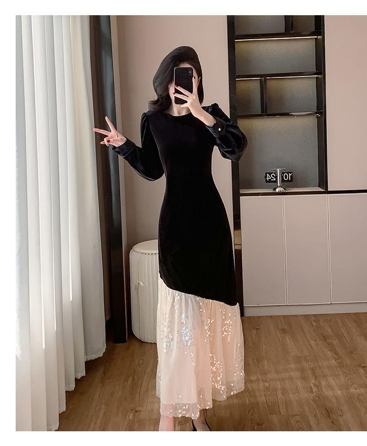 Long-Sleeve Crewneck Mesh Panel Velvet Maxi A-Line Dress Product Image