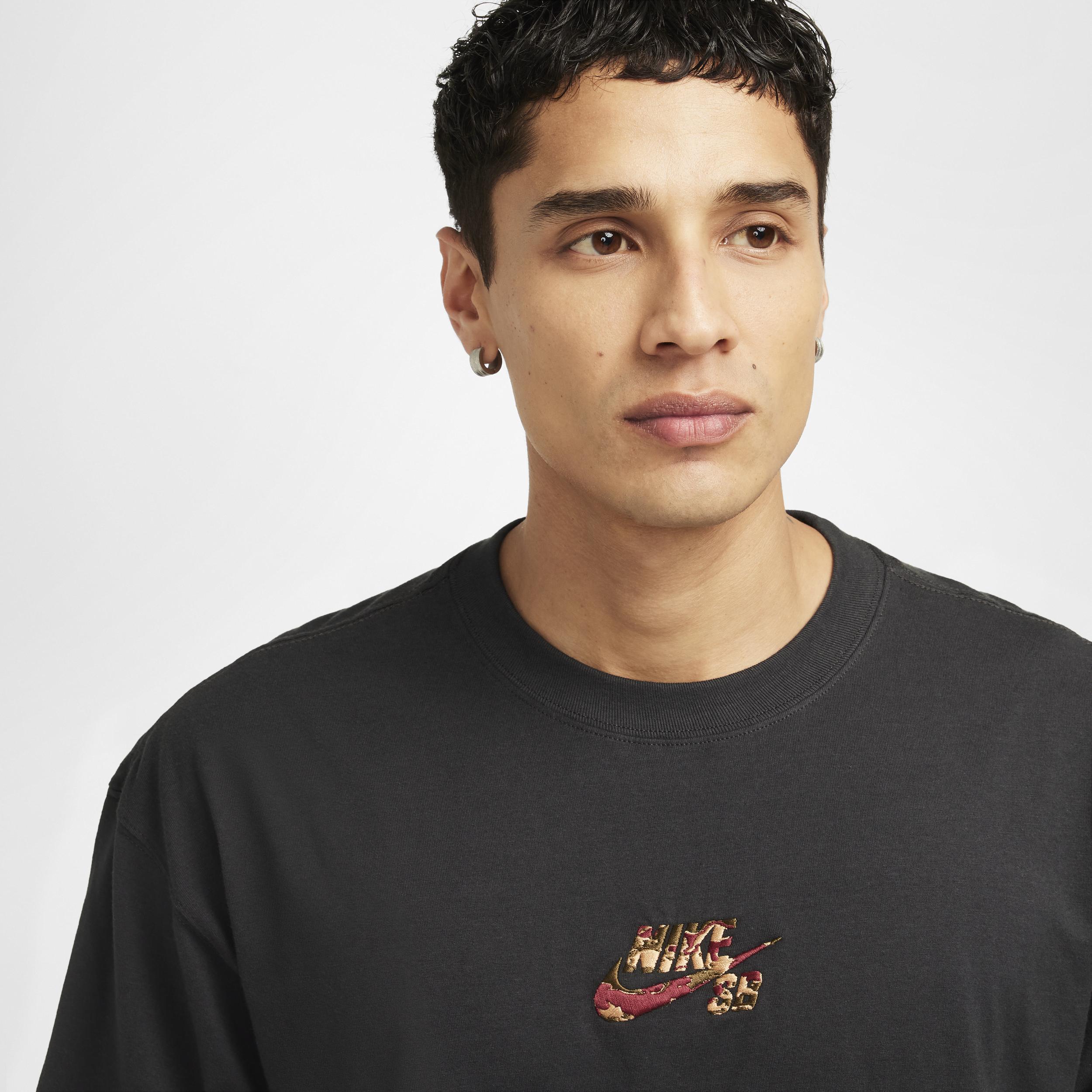 Men's Nike Sportswear Max90 T-Shirt Product Image