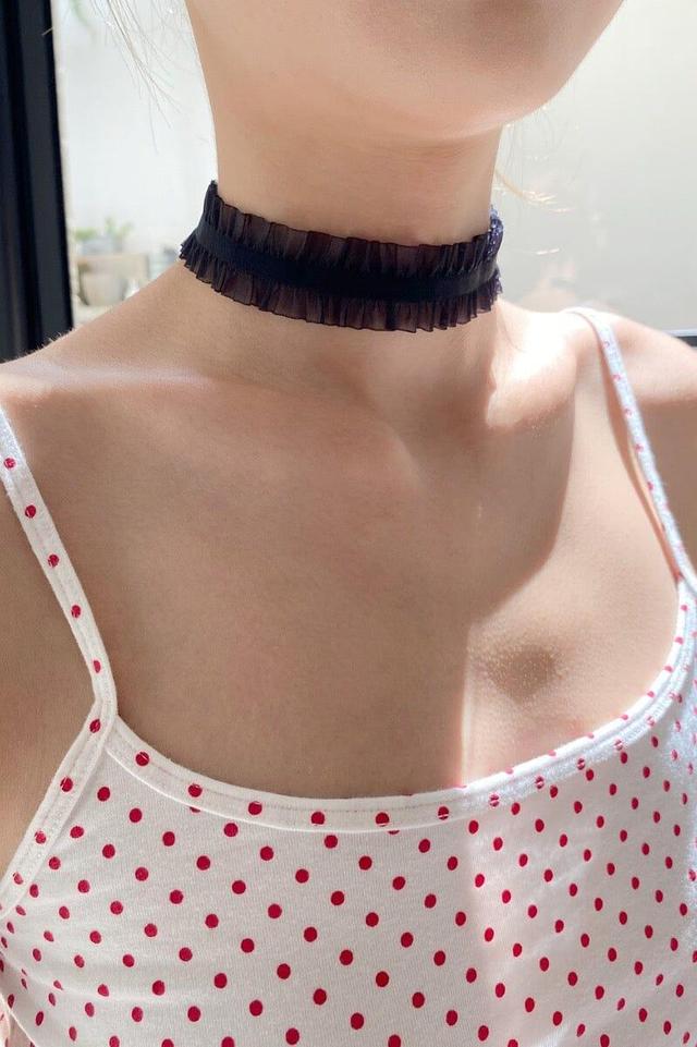 Ribbon Choker Product Image