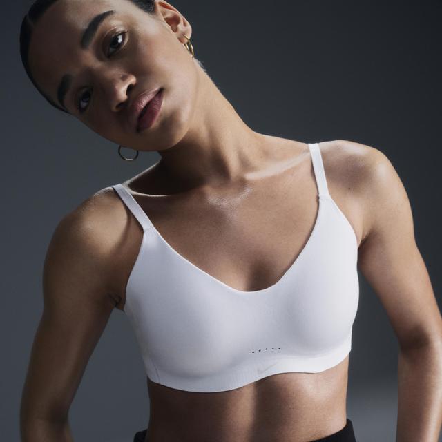 Nike Women's Alate Minimalist Light-Support Padded Convertible Sports Bra Product Image