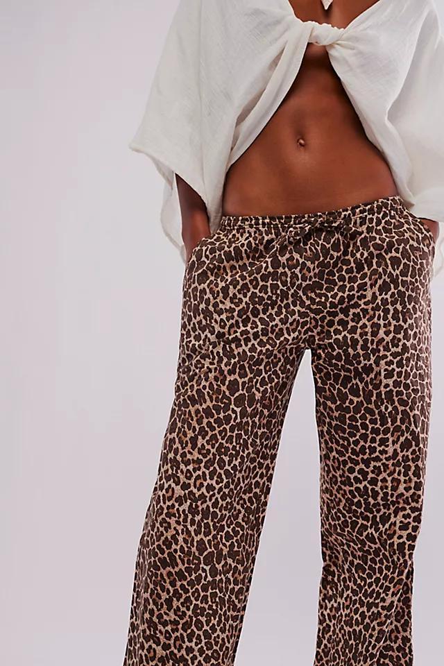 Lirura Lounge Pants Product Image