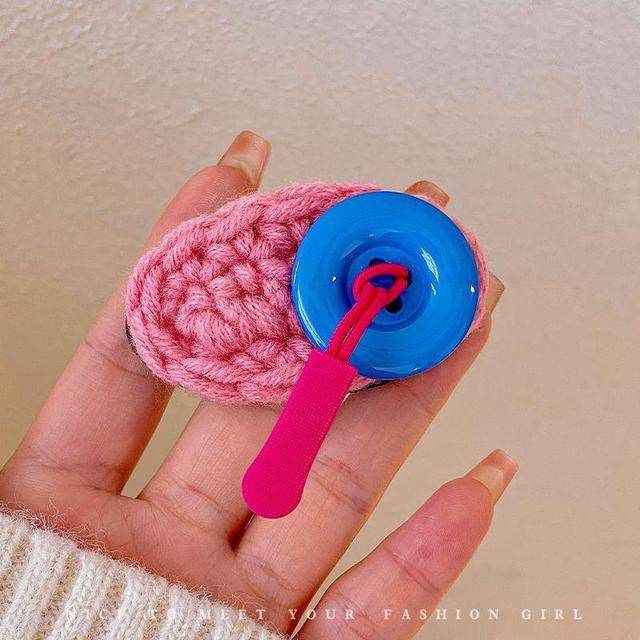 Button Knit Hair Clip Product Image