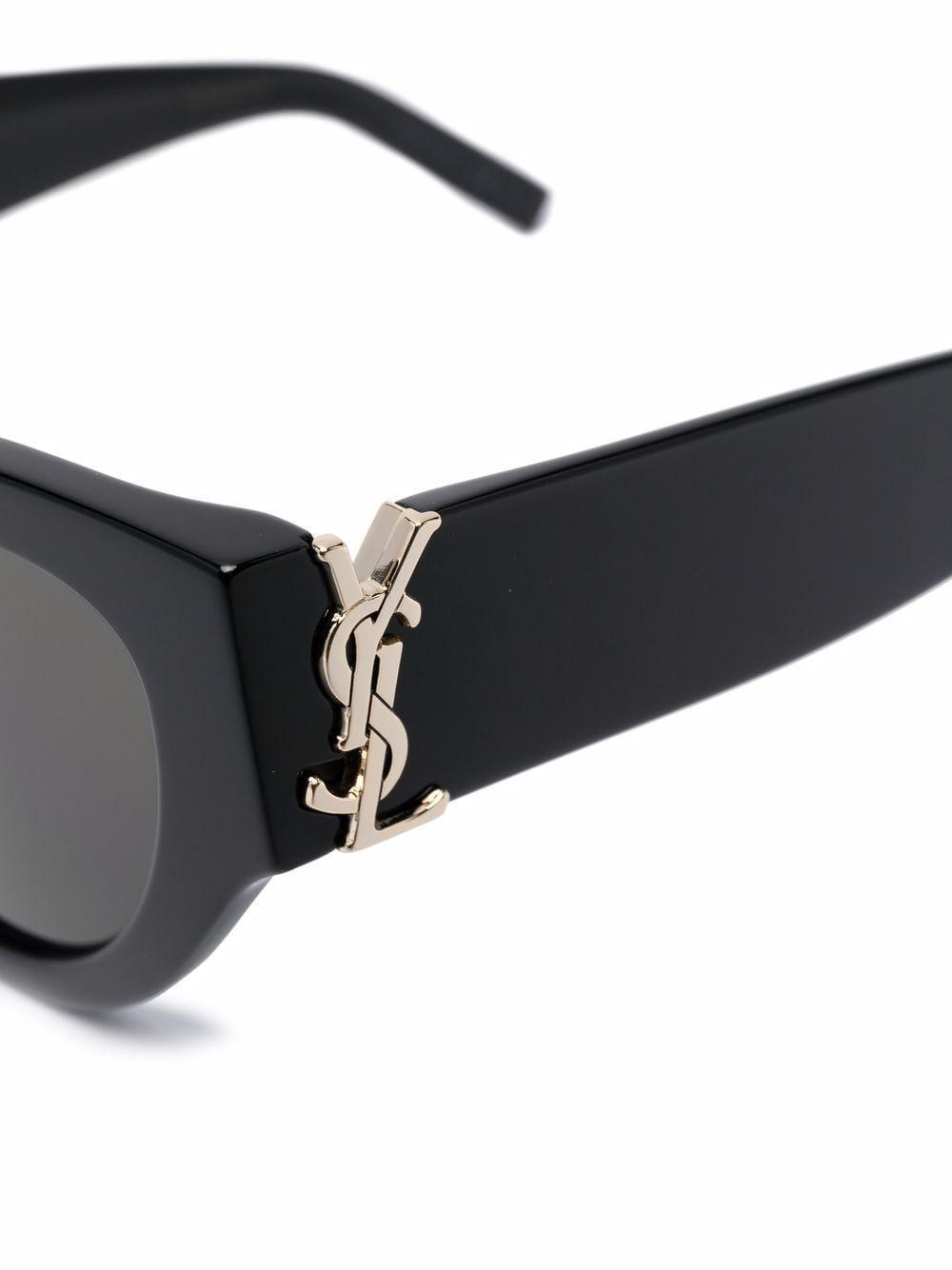 Cat-eye Tinted Sunglasses In Black Product Image