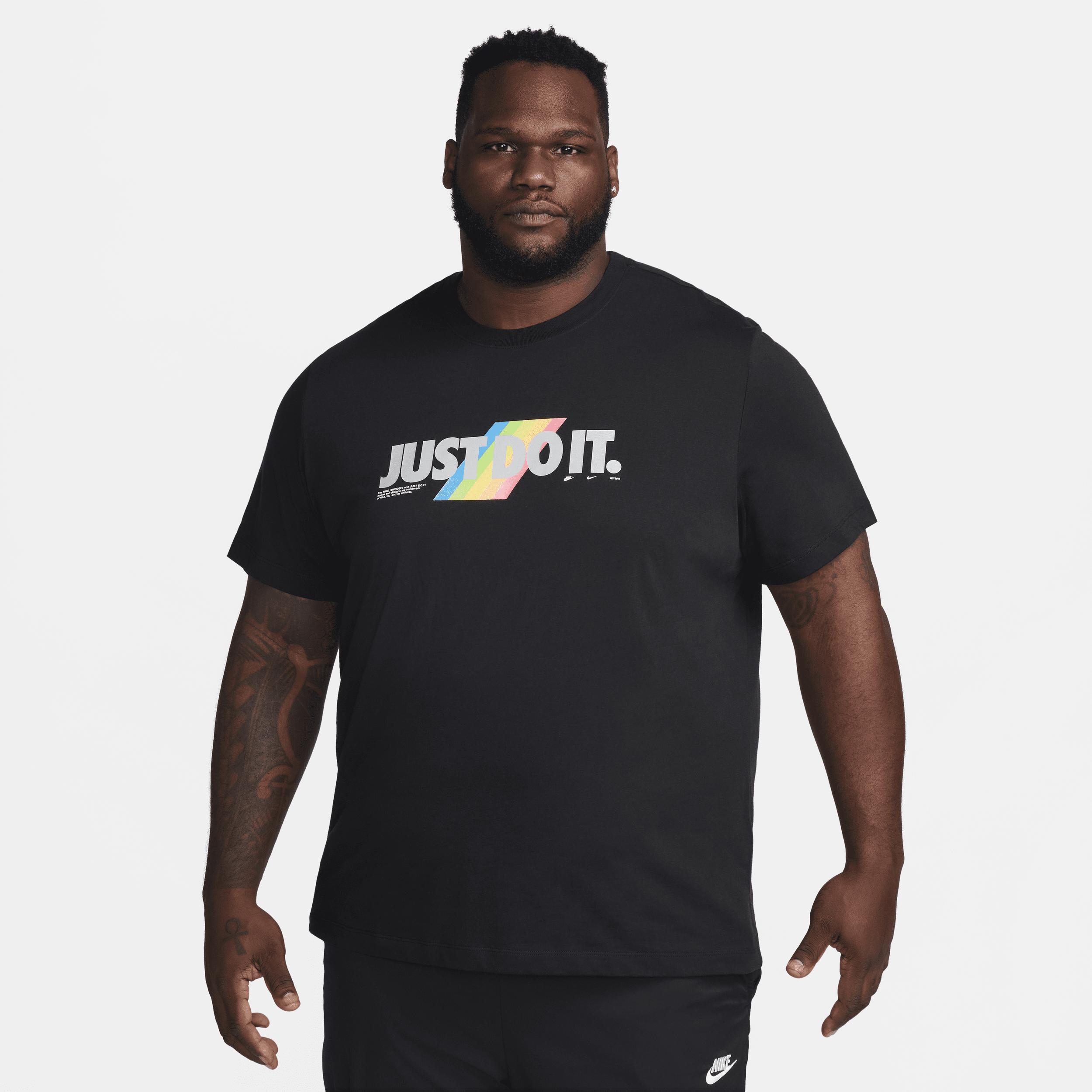 Men's Nike Sportswear T-Shirt Product Image