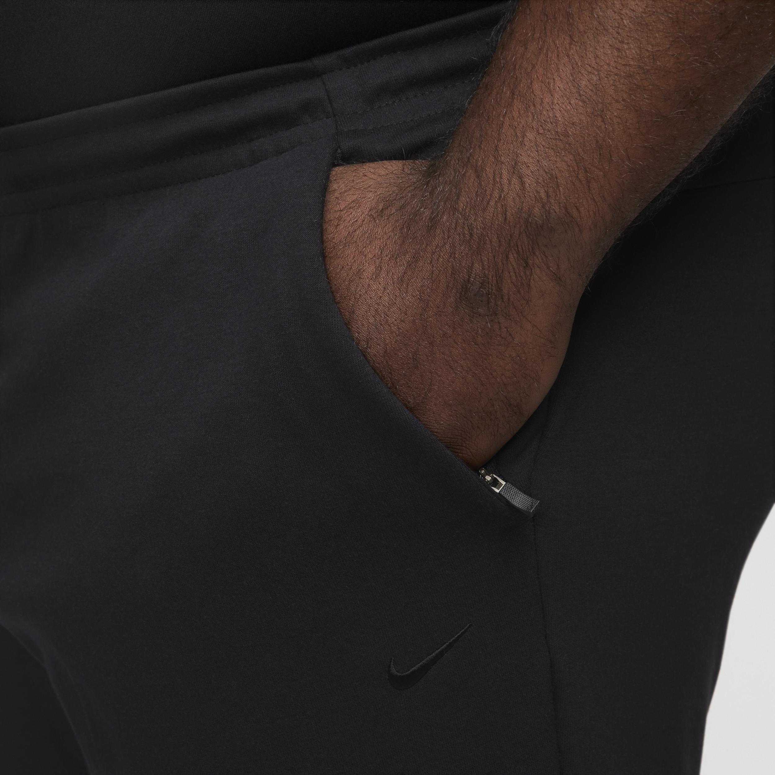 Nike Men's Primary Dri-FIT UV Tapered Versatile Pants Product Image