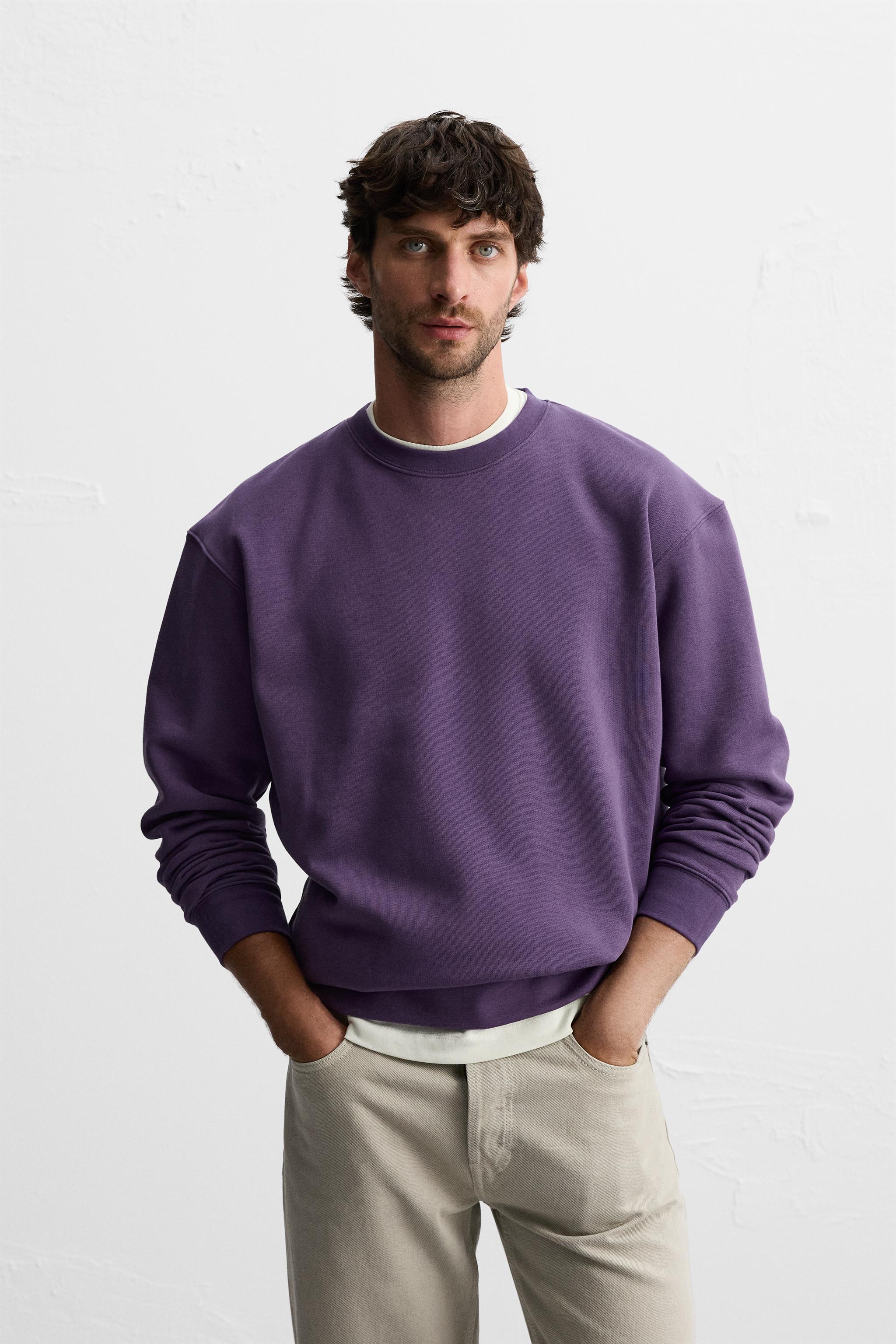 CREW NECK SWEATSHIRT Product Image