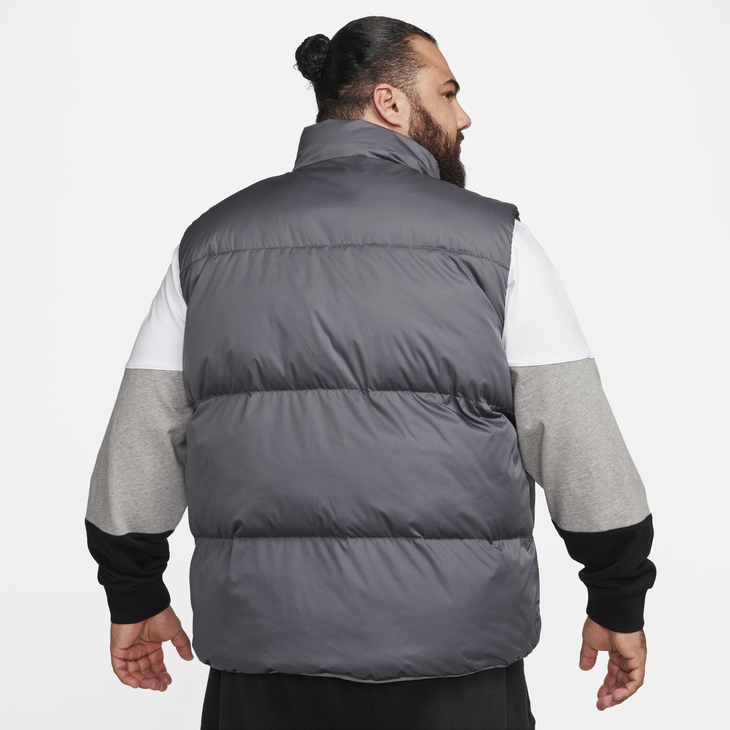 Men's Nike Sportswear Club PrimaLoftÂ® Water-Repellent Puffer Vest Product Image