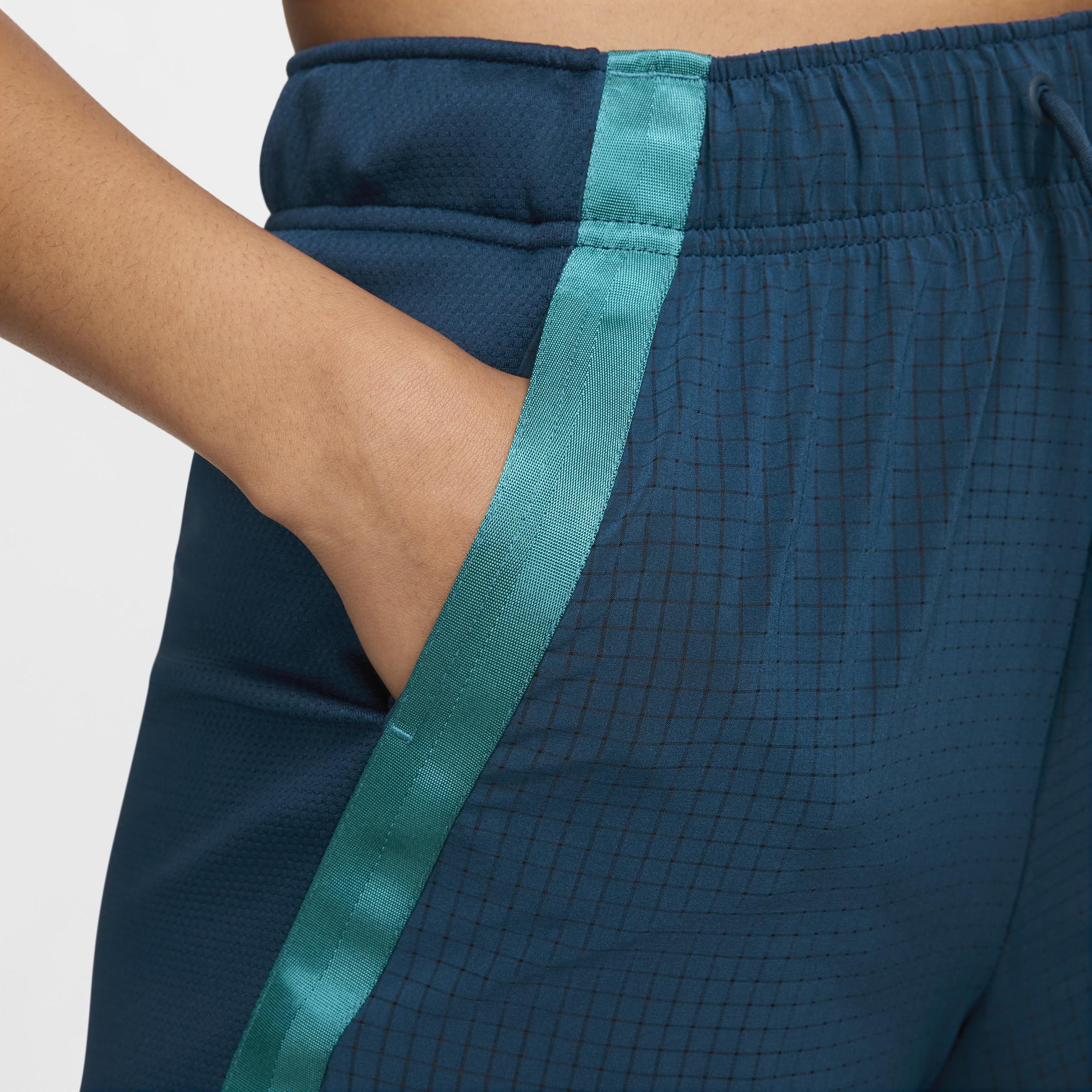 Nike Womens Sabrina Basketball Shorts Product Image