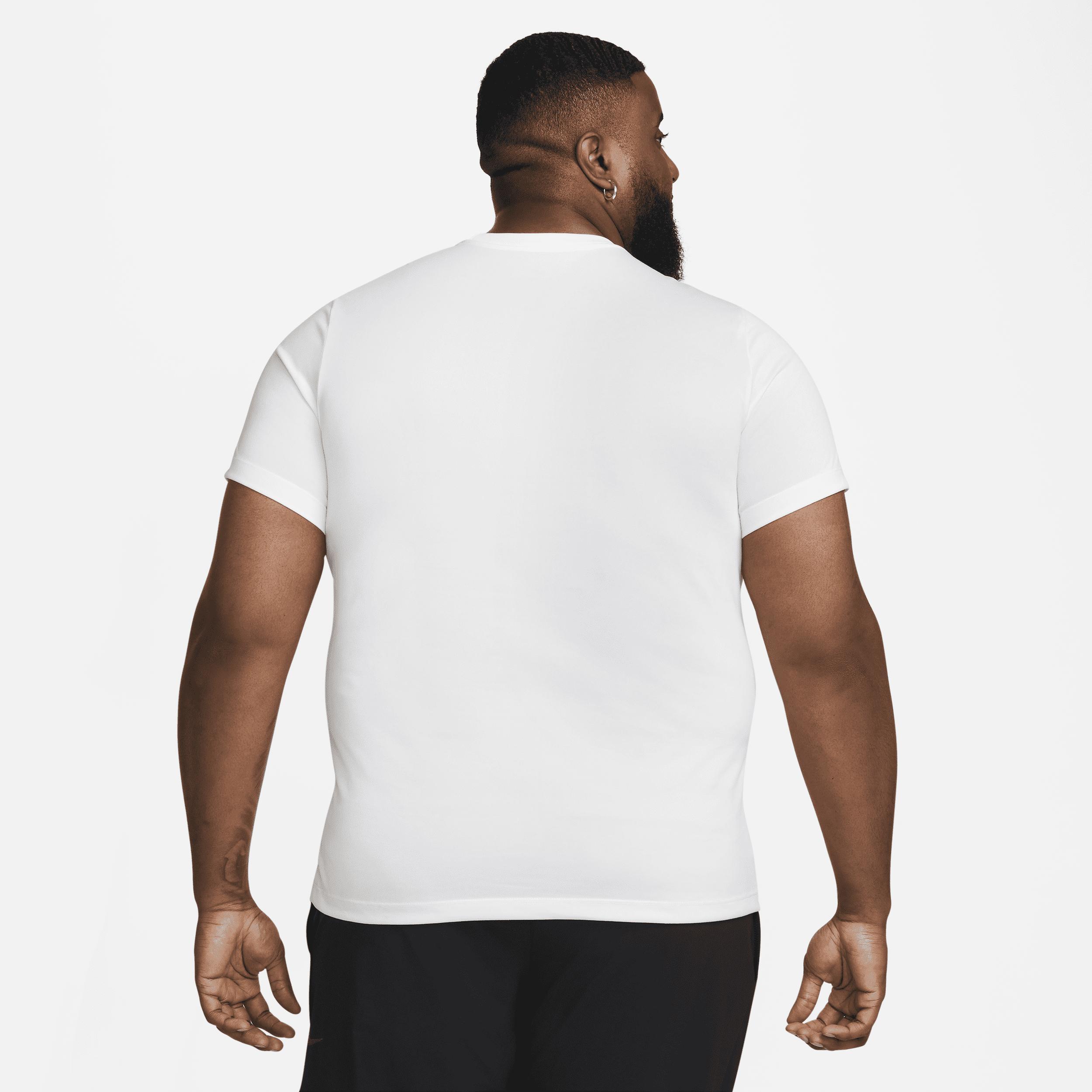 Nike Men's Dri-FIT Legend Fitness T-Shirt Product Image