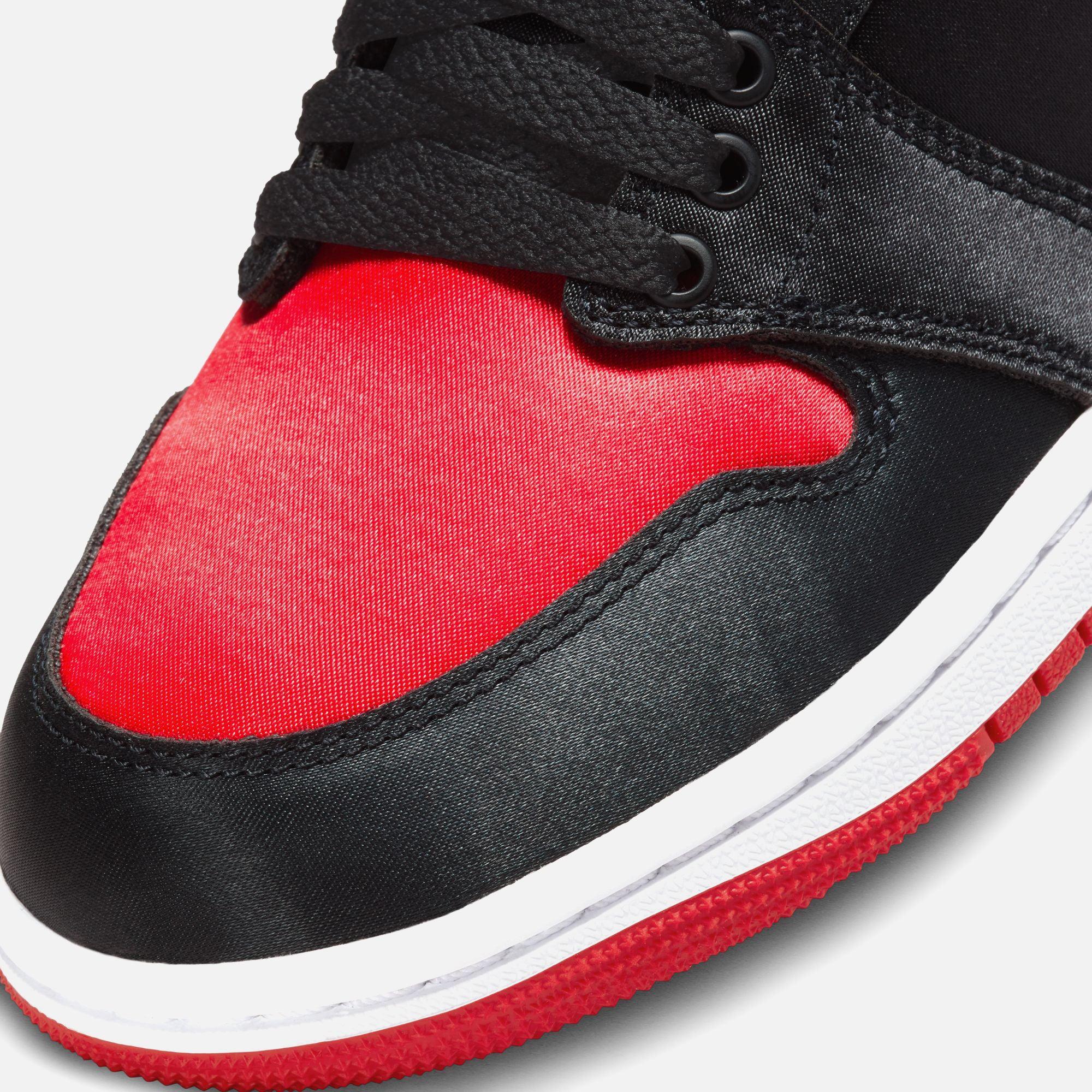 Jordan WMNS Air Jordan 1 Retro High OG - Black / University Red / White Female Product Image