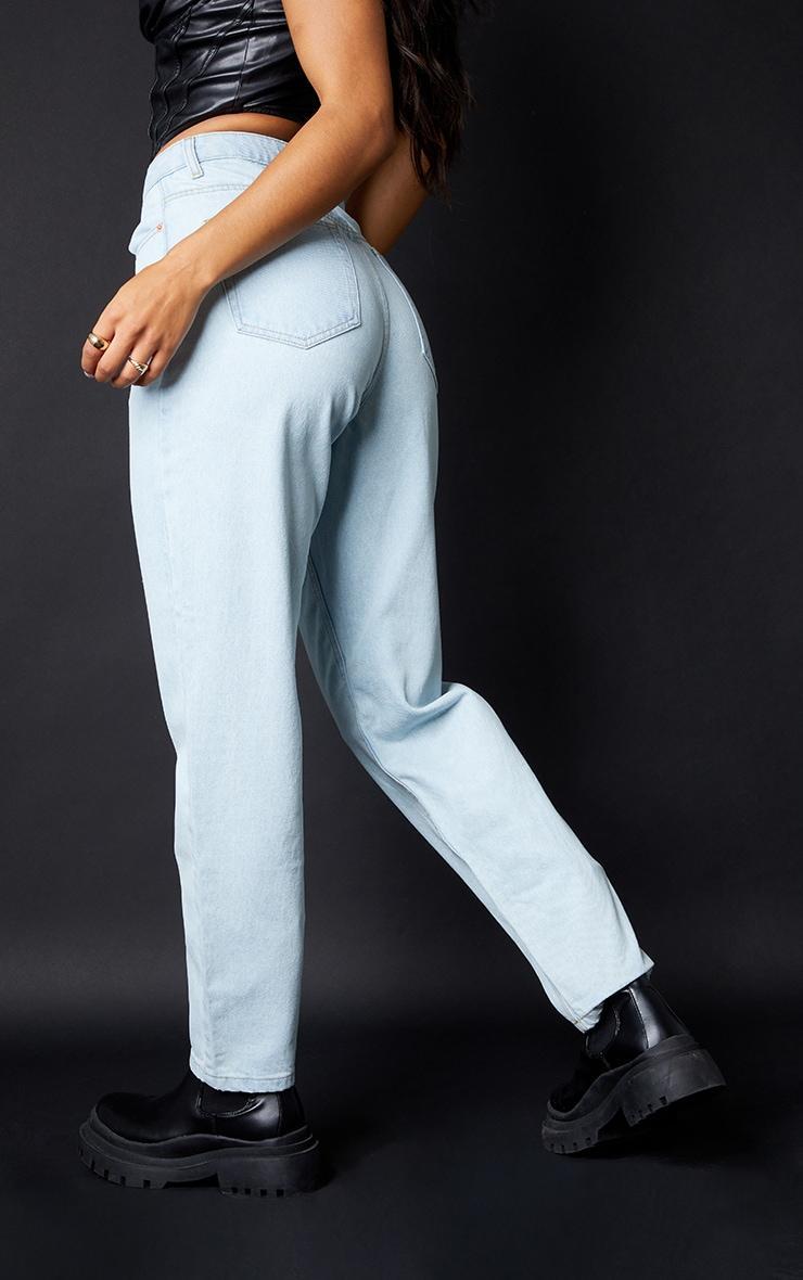 PRETTYLITTLETHING L30 Light Wash Mom Jeans Product Image