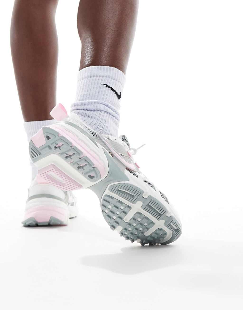 Nike V2K Run sneakers in white and pink Product Image