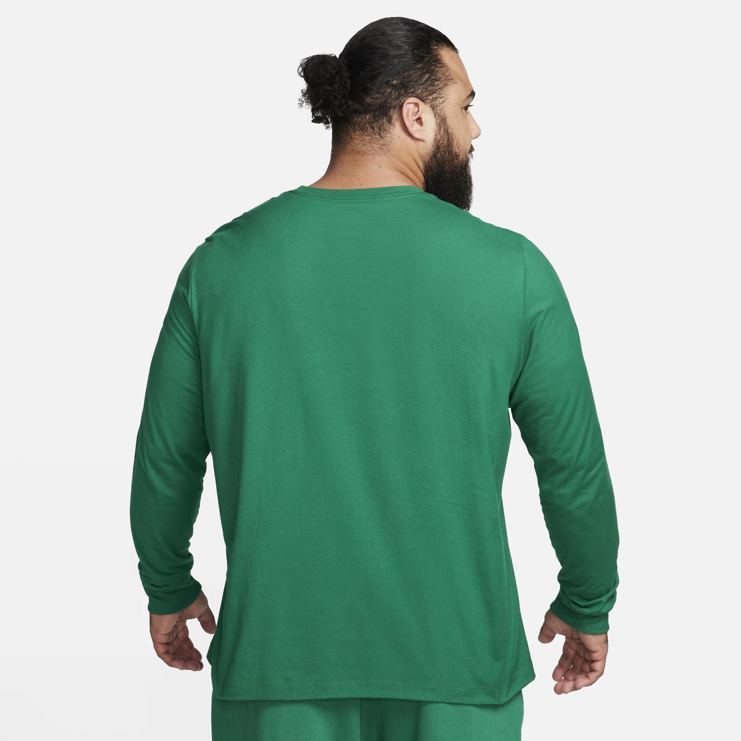 Men's Nike Sportswear Club Long-Sleeve T-Shirt Product Image