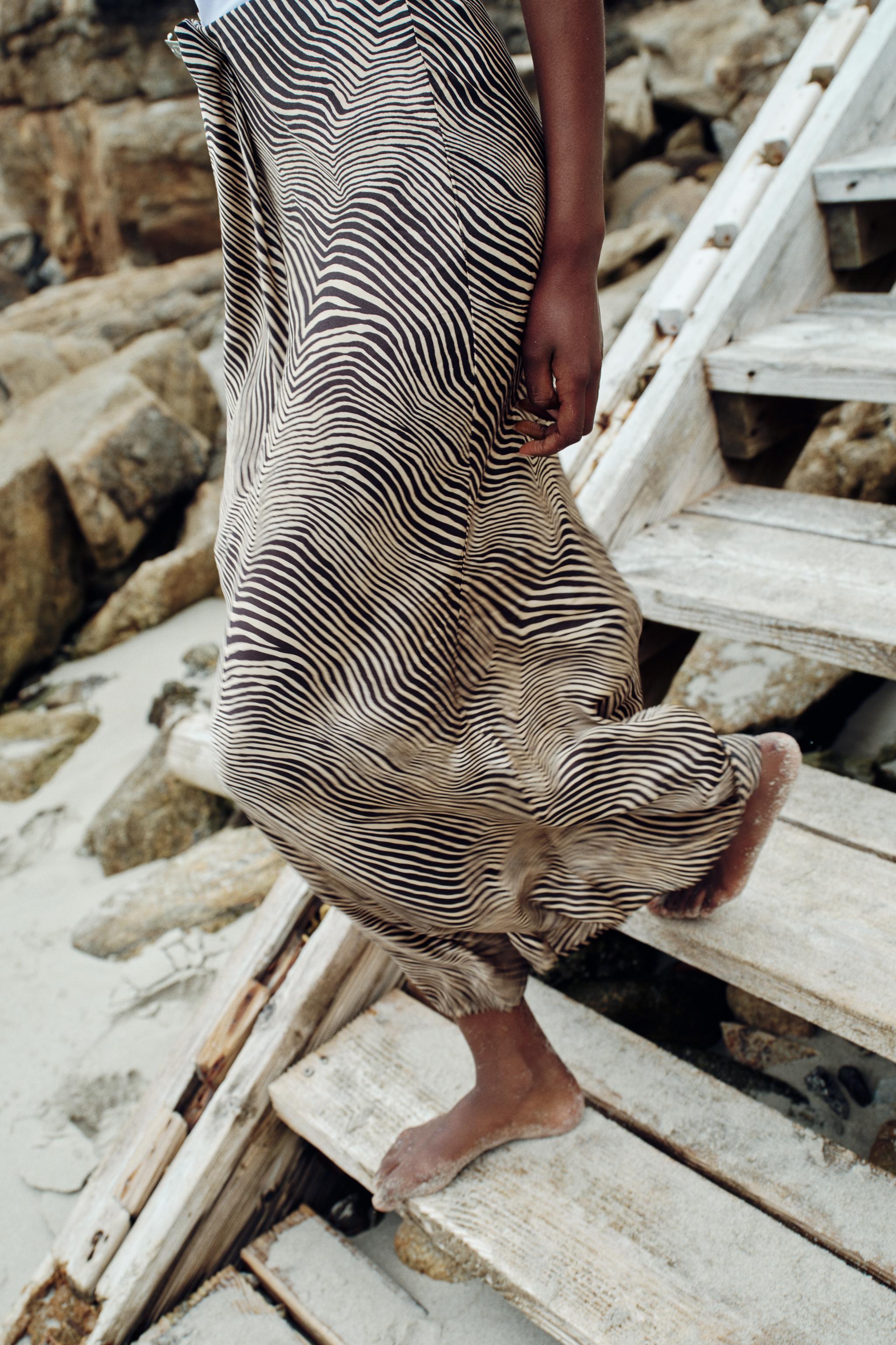 ANIMAL PRINT MIDI SKIRT Product Image