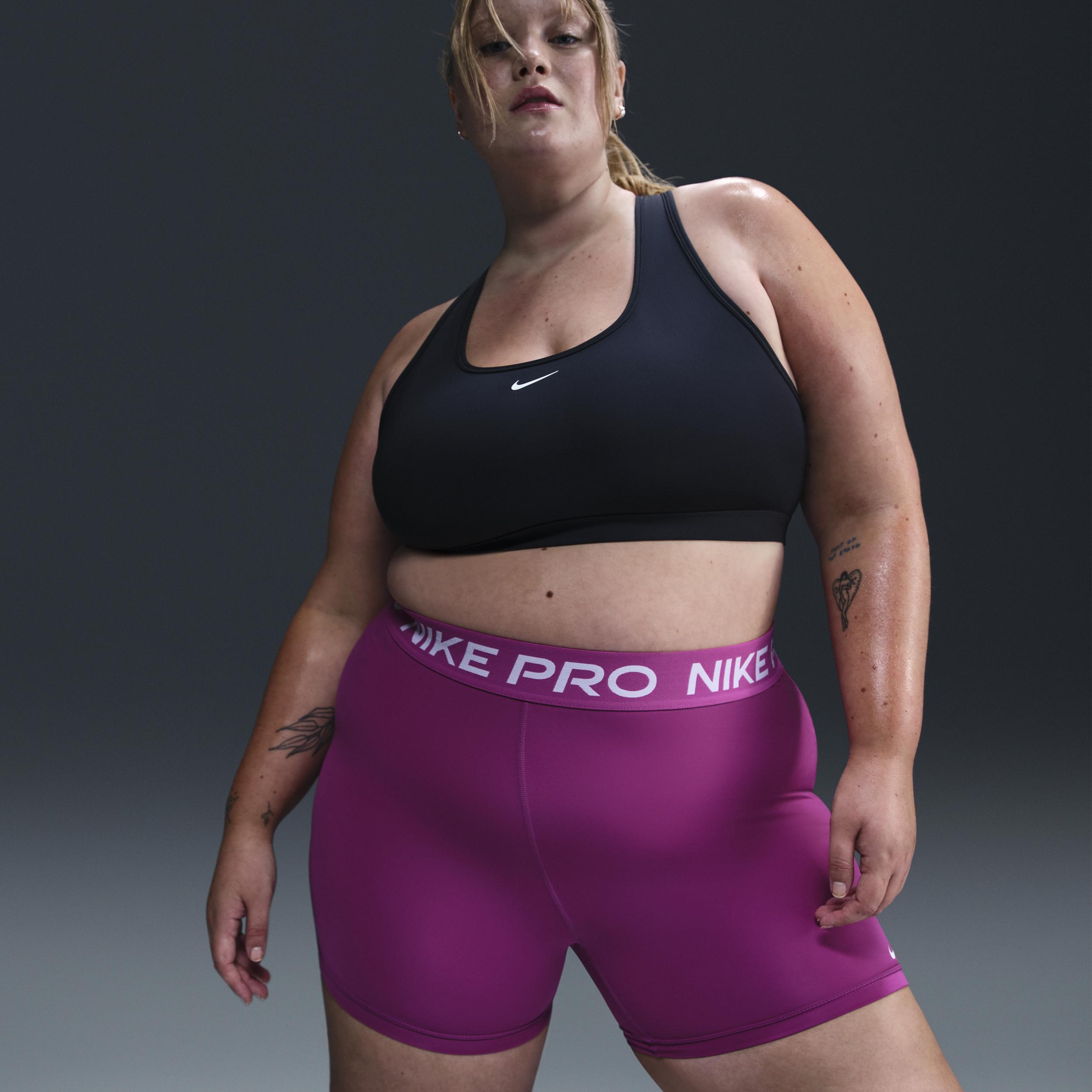 Women's Nike Pro 365 5" Shorts (Plus Size) Product Image