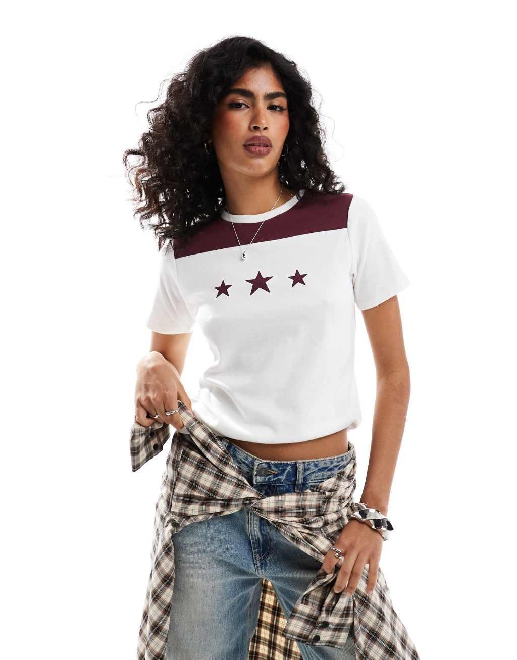 Cotton On relaxed t-shirt with star graphic Product Image