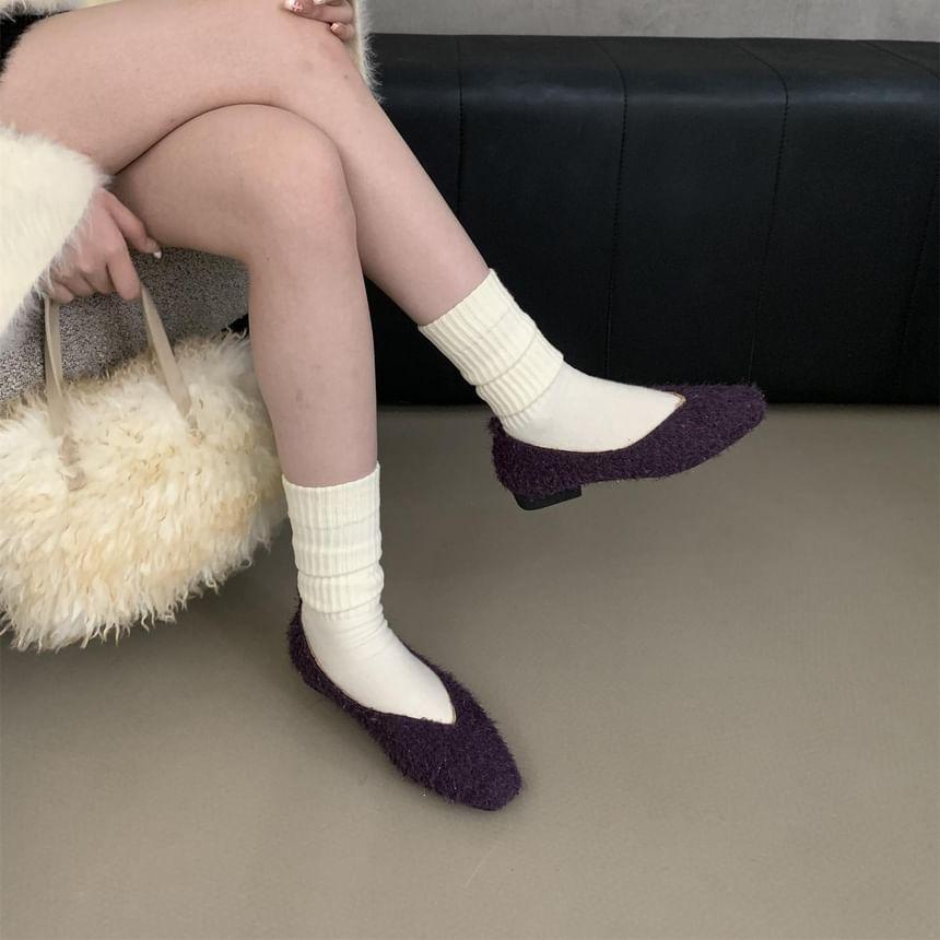 Low Heel Plain Fleece-Lined Pumps Product Image