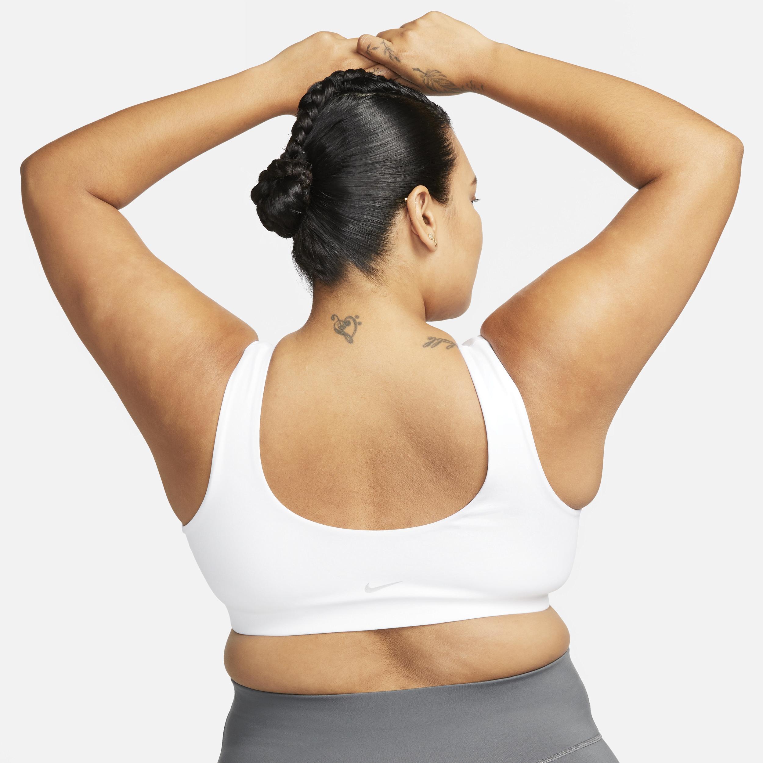 Nike Womens Alate All U Light-Support Lightly Lined U-Neck Sports Bra (Plus Size) Product Image