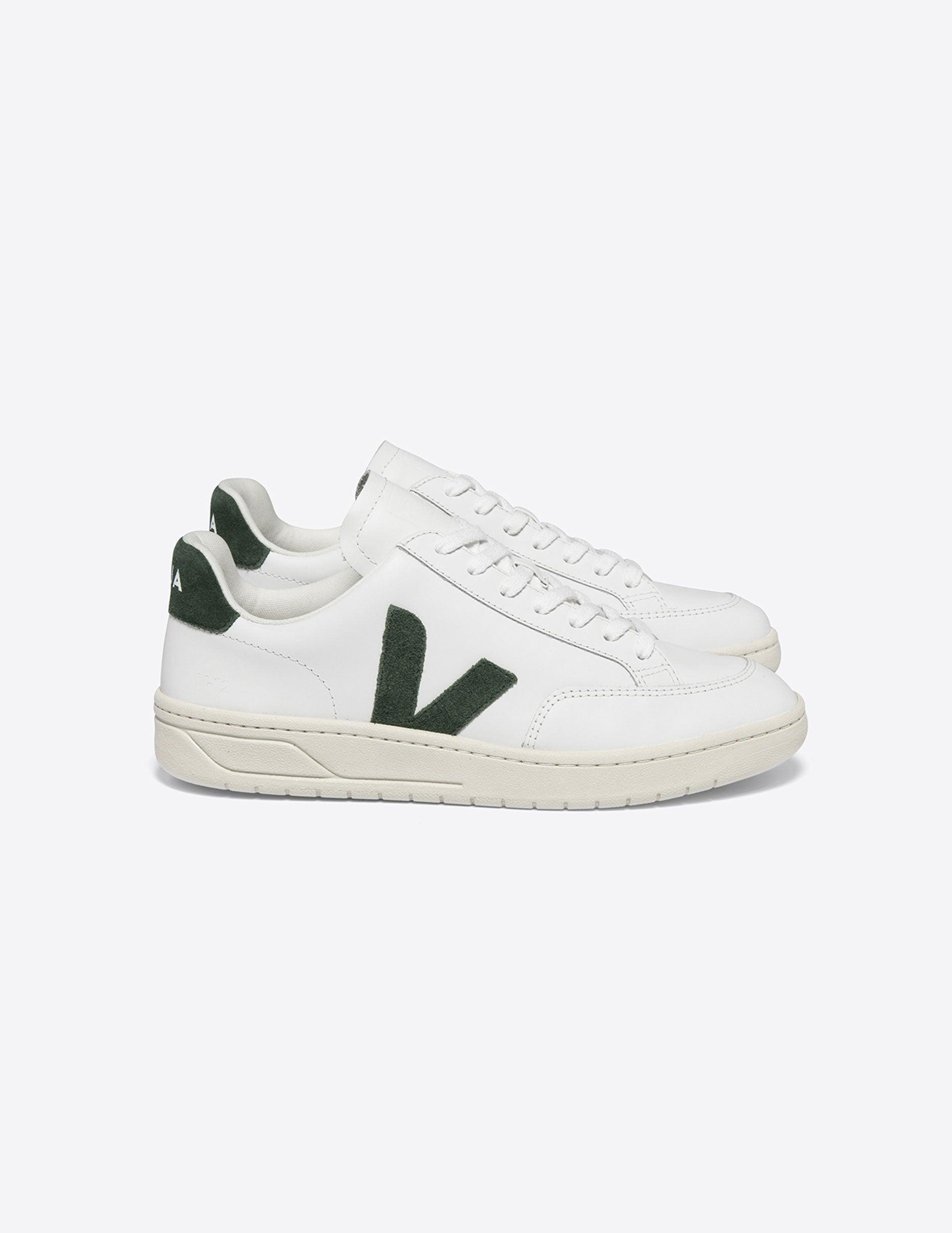 Veja V-12 Sneaker Product Image