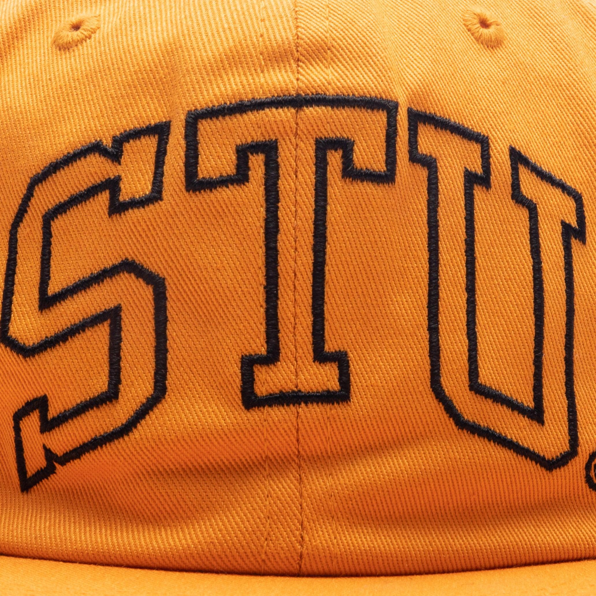 Stu Arch Strapback Cap - Uni Gold Male Product Image