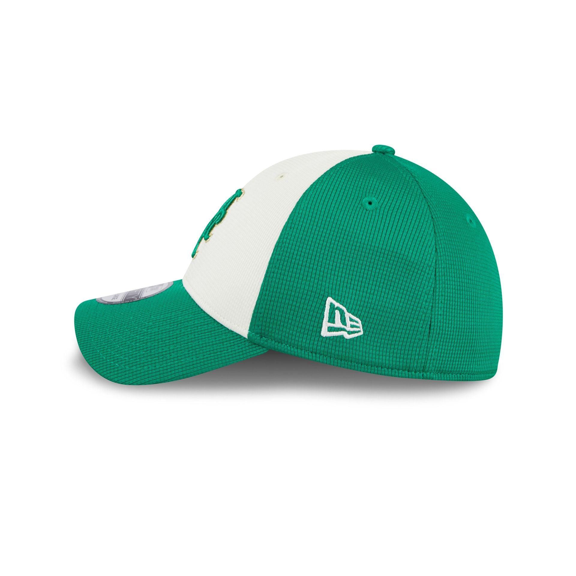 New York Mets St. Patrick's Day 2024 39THIRTY Stretch Fit Hat Male Product Image