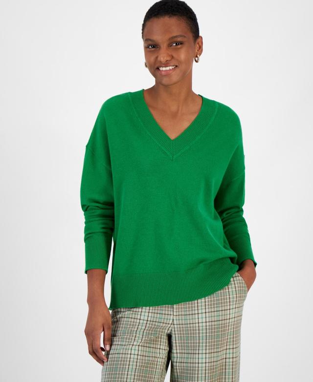 On 34th Womens V-Neck Dropped-Shoulder Sweater, Created for Macys Product Image