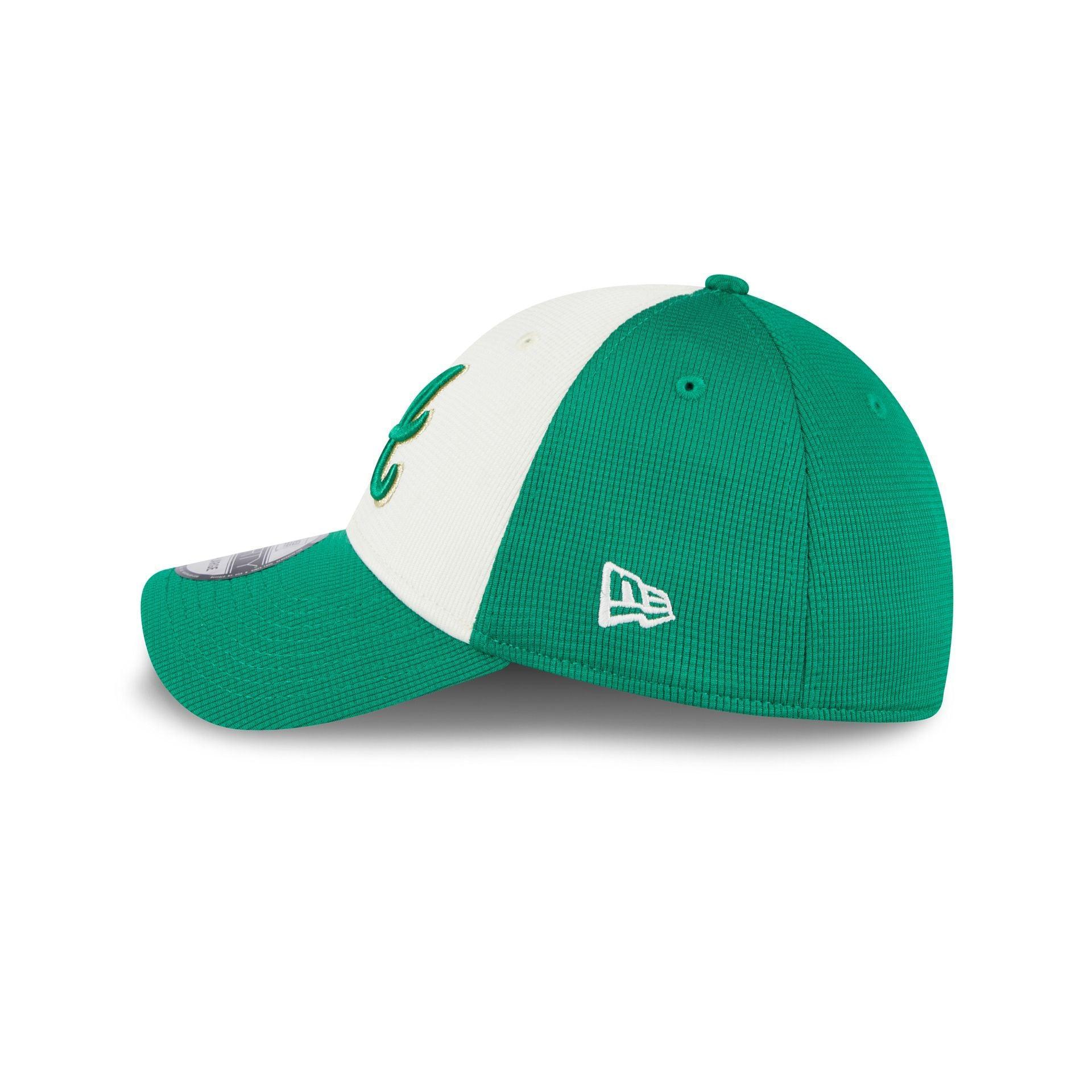 Atlanta Braves St. Patrick's Day 2024 39THIRTY Stretch Fit Hat Male Product Image