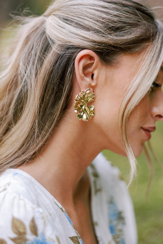 Ivy Leaves Gold Earrings Product Image