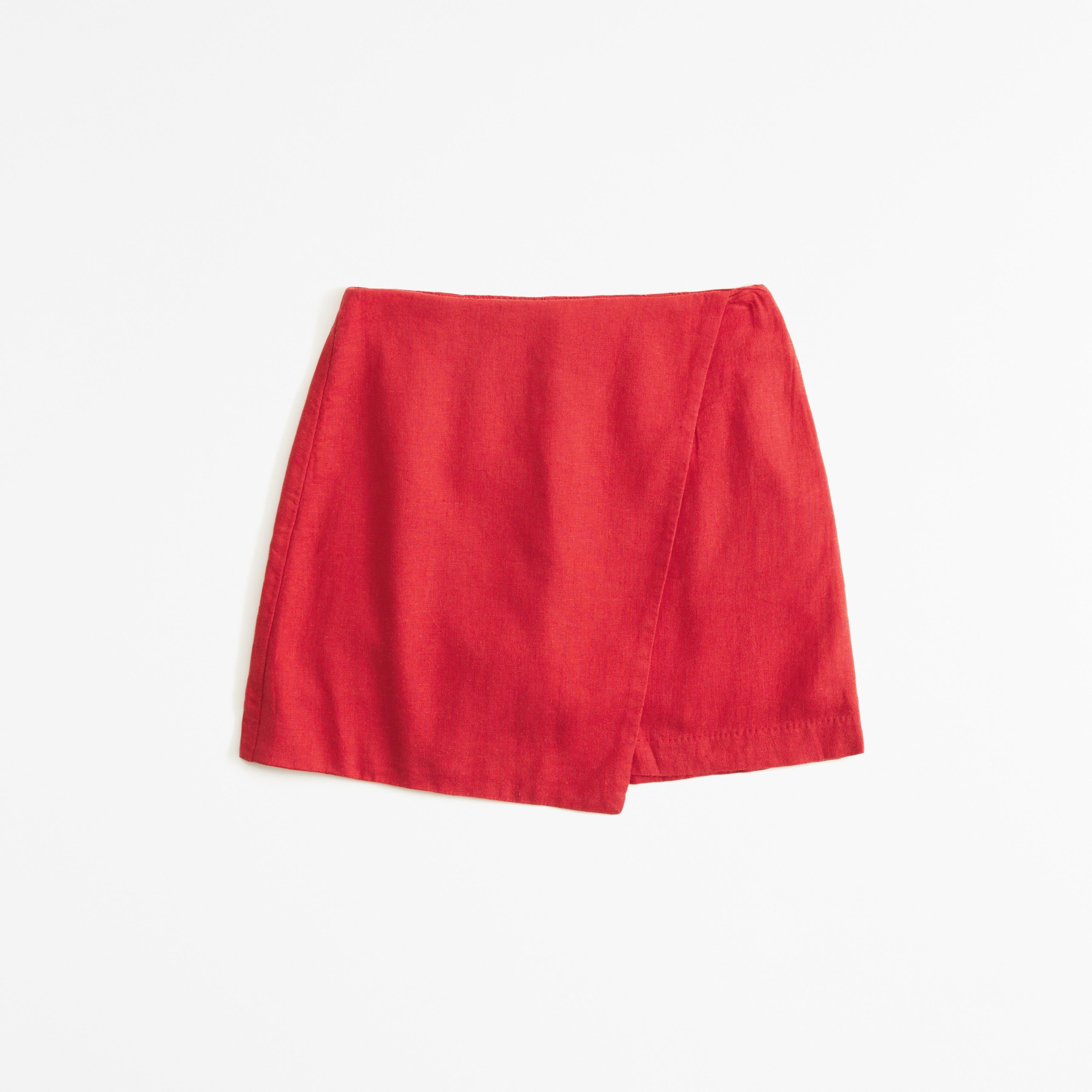 The A&F Scarlett Linen-Blend Wrap Mini Skort Product Image