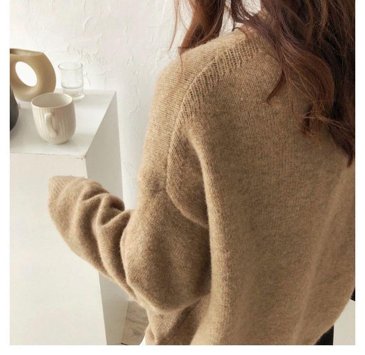 Long-Sleeve Crew Neck Plain Sweater Product Image