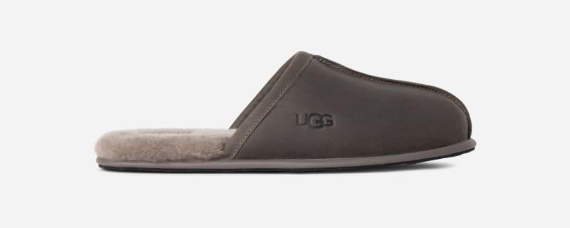 UGG Mens Scuff Leather Slippers Product Image