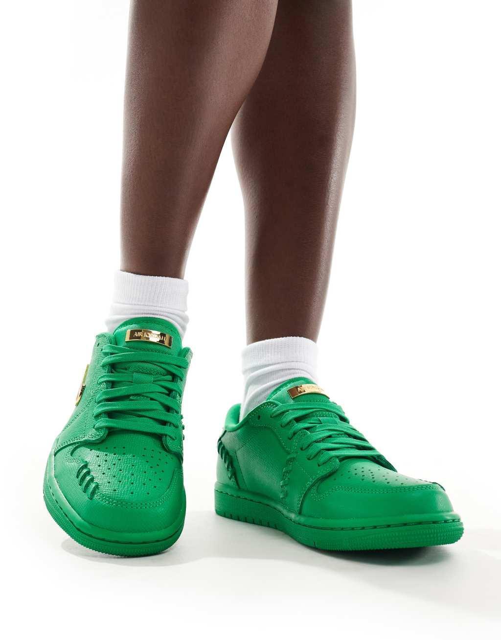 Nike Air Jordan Method make low sneakers in green  Product Image