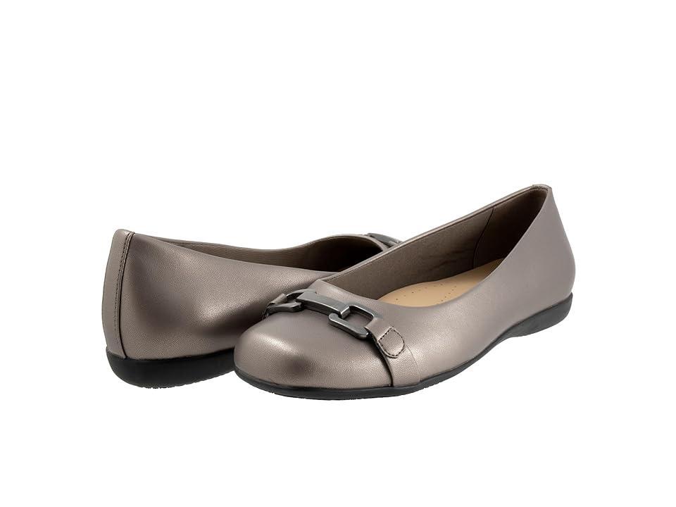 Trotters Sadie Women's Flat Shoes Product Image