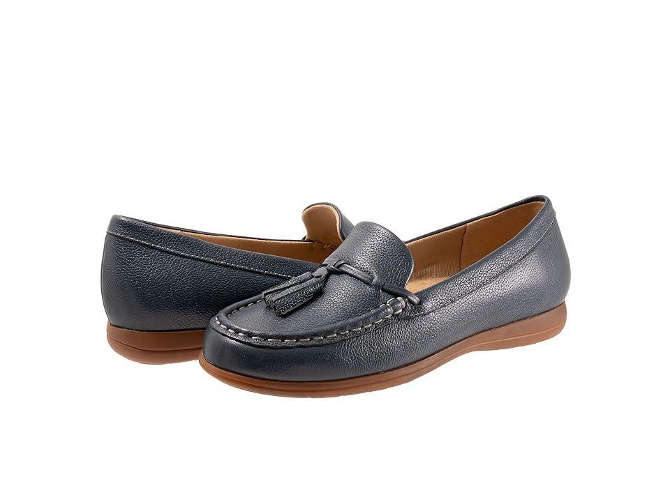 Trotters Dawson Tassel Loafer Product Image