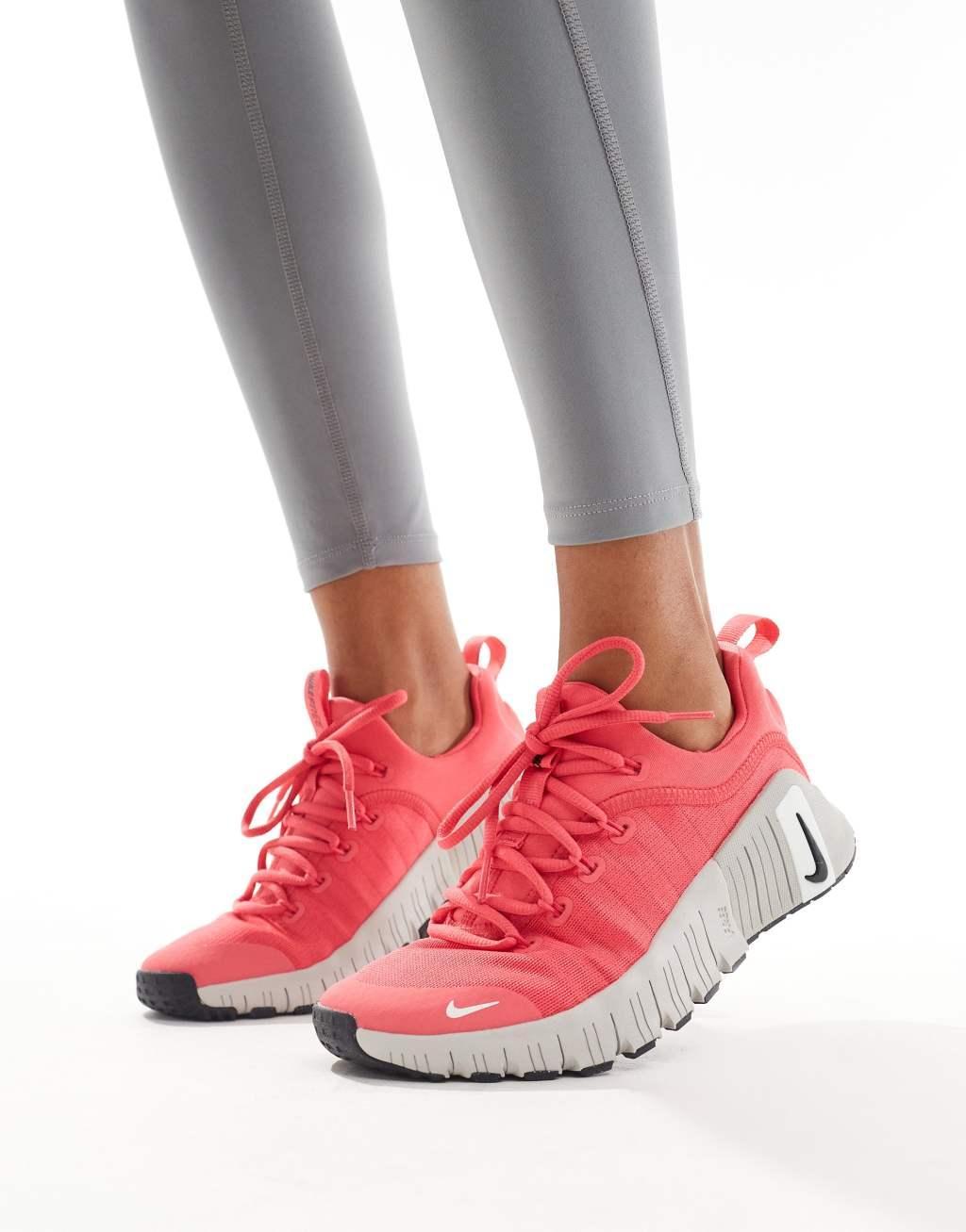 Nike Training Free Metcon 6 sneakers in pink and black Product Image