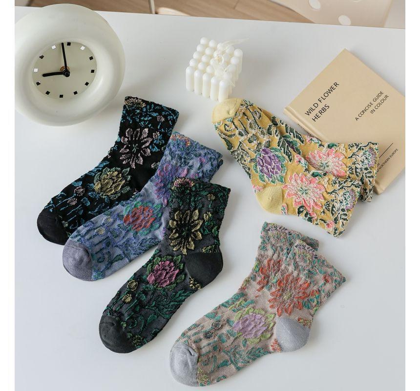 Floral Jacquard Socks Product Image