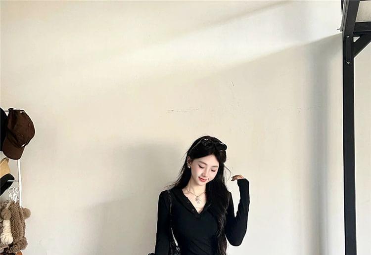 Long-Sleeve Henley Plain Maxi A-Line Dress Product Image