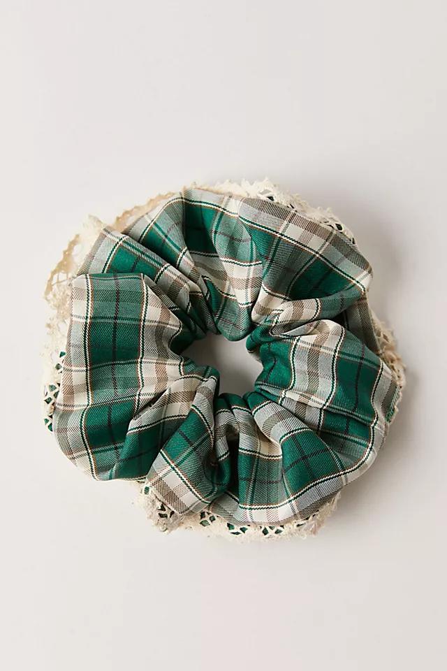 Stirling Jumbo Scrunchie Product Image